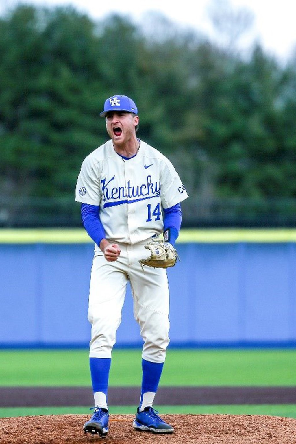 WATCH: Kentucky Head Coach and players talk with media following 3-1 win over Auburn