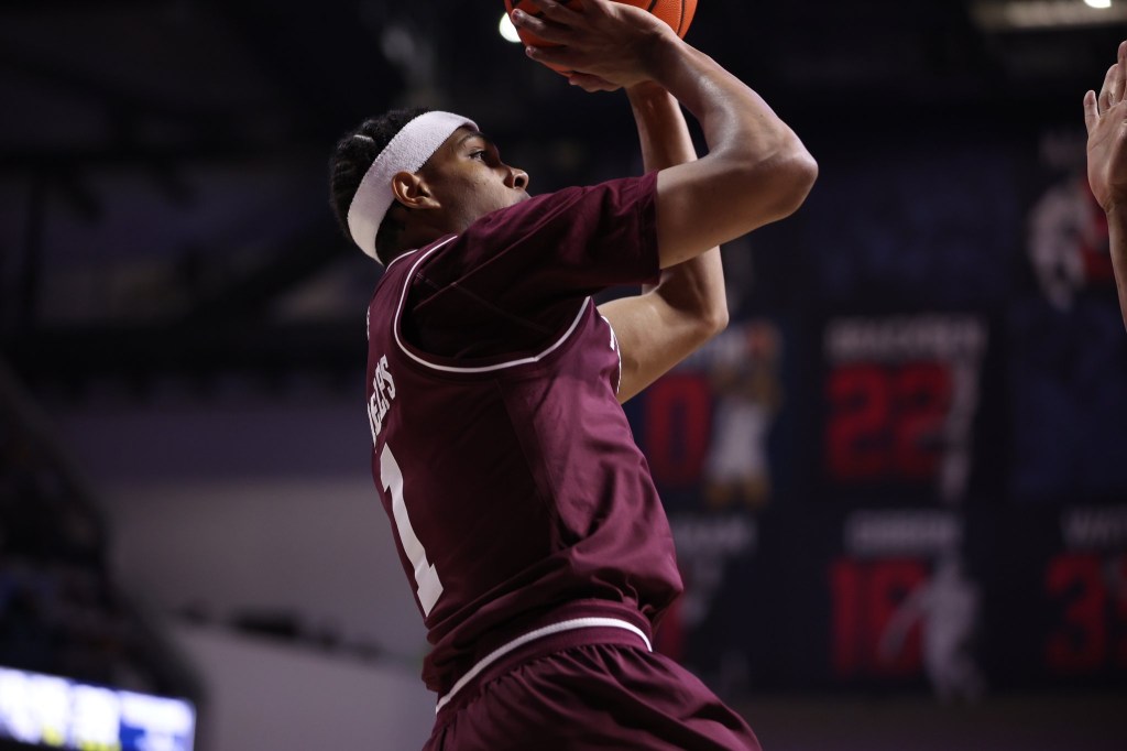 #13 Texas A&M stuns #16 Ole Miss 63-62 with 13 seconds on the clock to win an instant&nbsp;classic