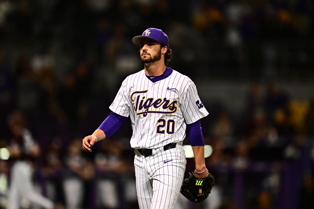 #8 LSU secures the series with a game two 2-1 victory over Mississippi&nbsp;State